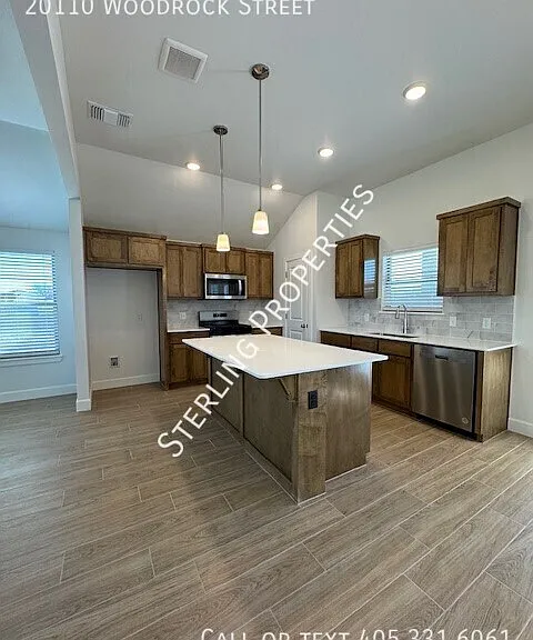 20110 Woodrock St — Photo 15