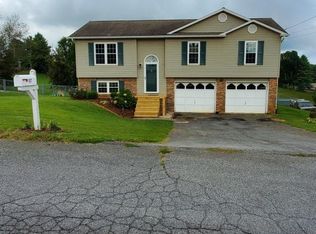 107 Kinchloe Ct, Jonesborough, TN 37659