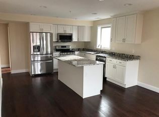 303 D St #4, Boston, MA 02127