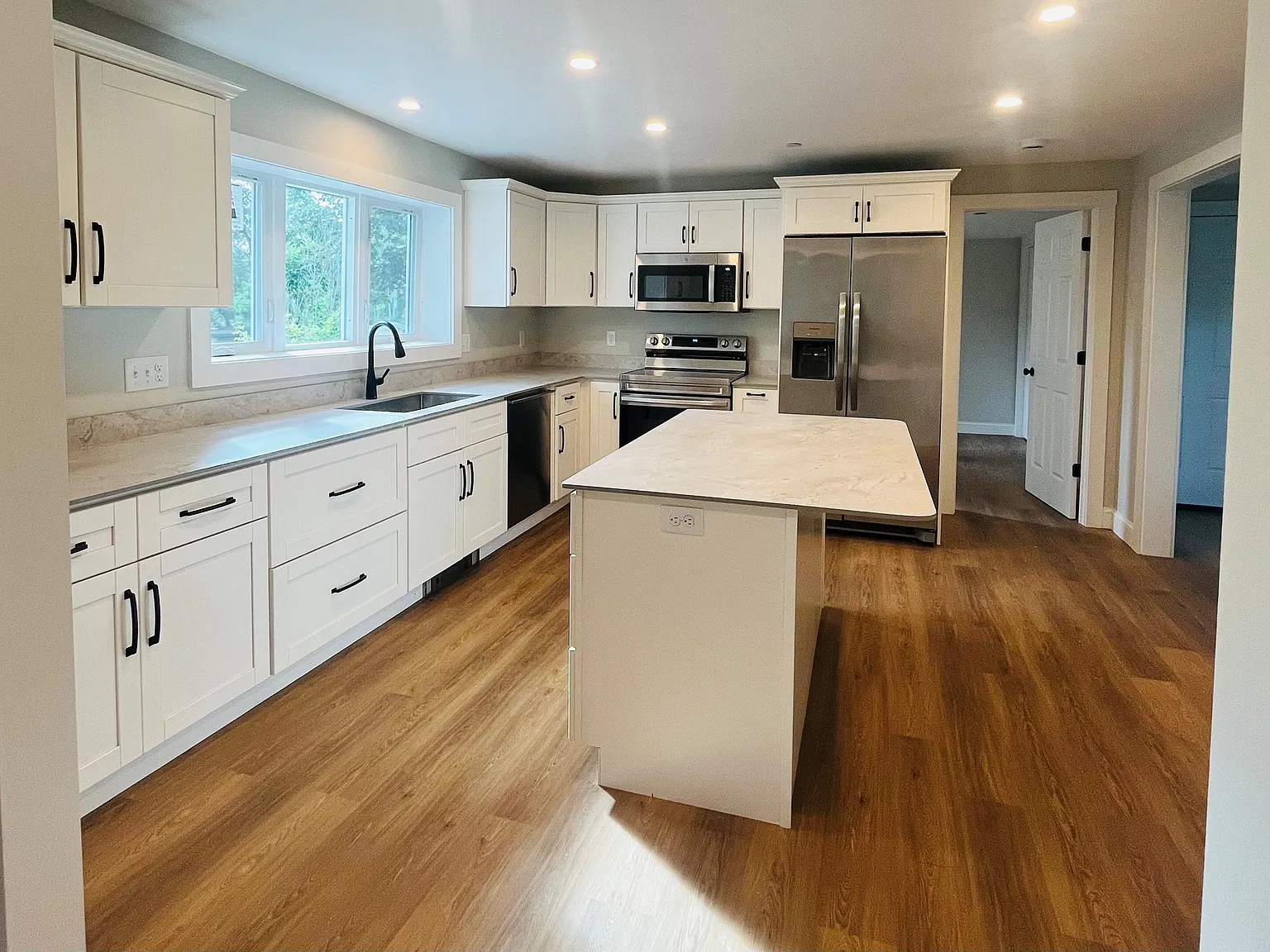 3 bed, 1619 sqft, $3,000 — Photo 1
