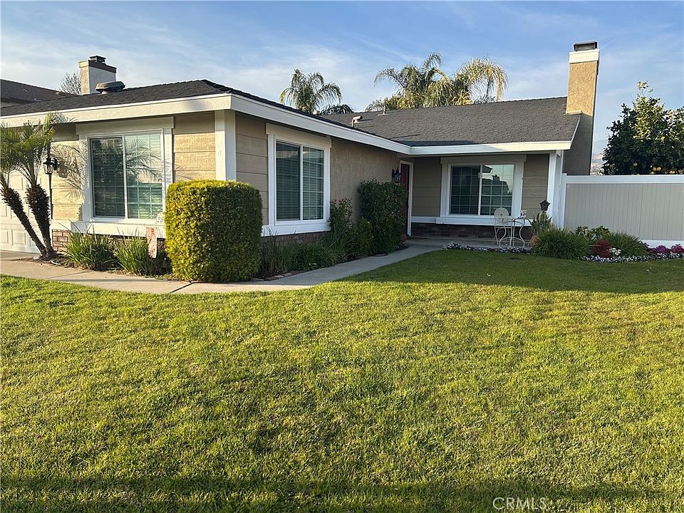 1st image of 28362 Sycamore Dr