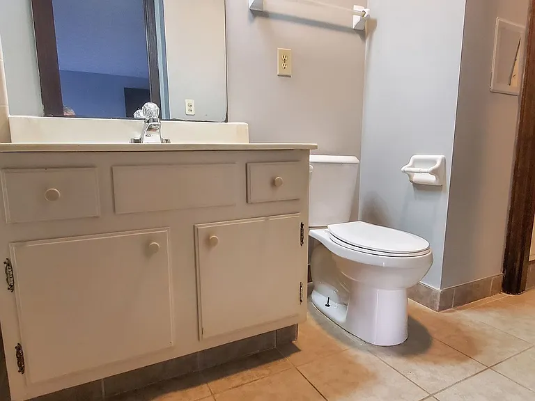 5123 Delancey St — Photo 27