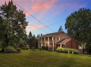 2490 Southvue Dr, Pittsburgh, PA 15241