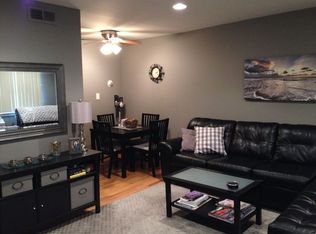 490 Main St APT A4, Farmingdale, NY 11735