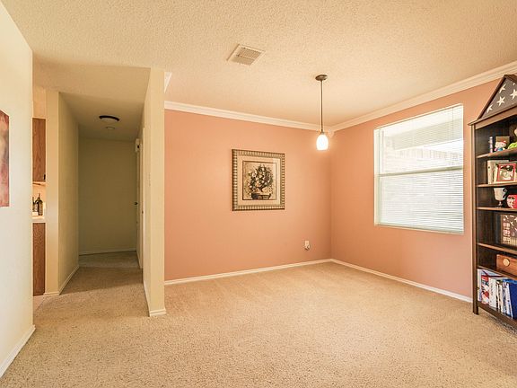 5th image of 3331 Spur Dr