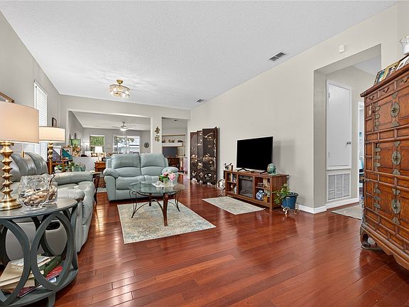 5th image of 7835 15th Ln