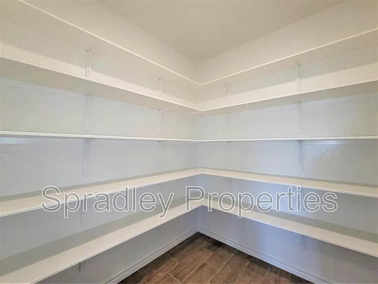 6120 Modena Dr — Photo 3