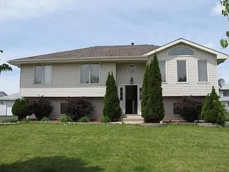 6613 Peyla Ln photo 1