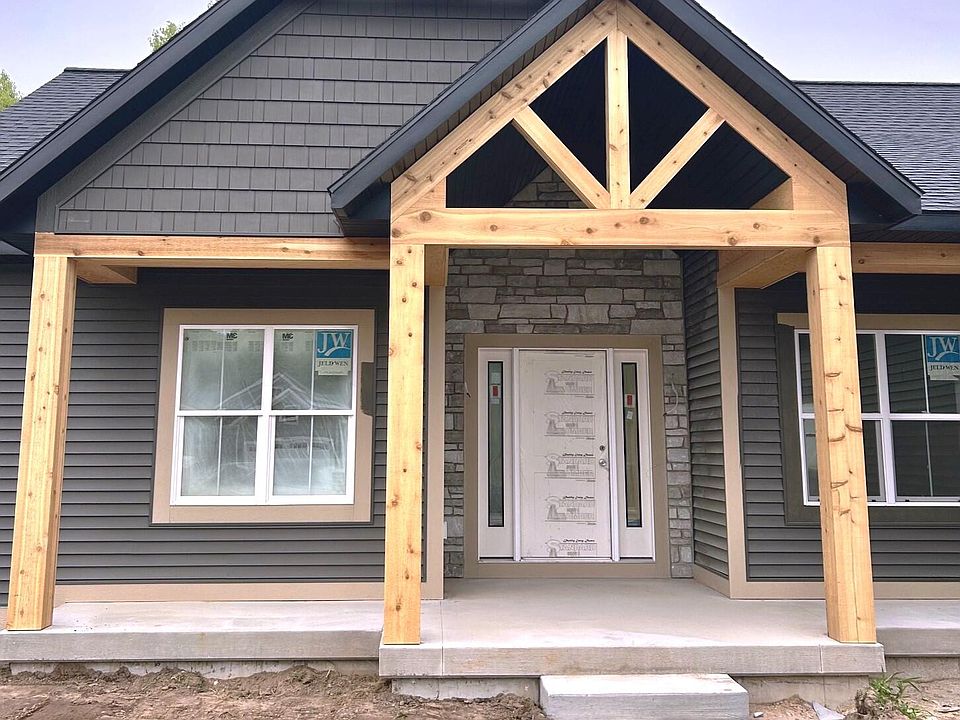 2nd image of 4887 Honeycrisp Dr