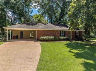 246 Maplewood Dr, Madison, MS 39110