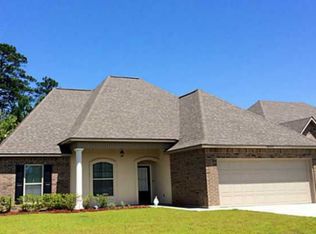 10089 Nanterre Ct, Madisonville, LA 70447