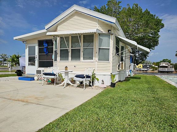 2nd image of 3701 Baynard Dr #I-12