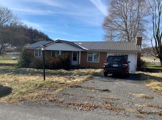 112 Emma Ln, North Tazewell, VA 24630