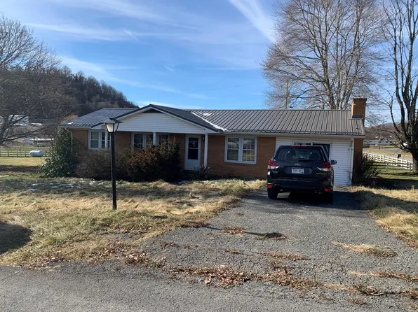 112 Emma Ln, North Tazewell, VA 24630