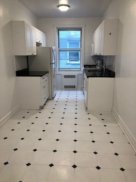 1st image of 40 Shore Blvd APT 4K