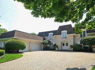 3631 Indian Wells Ln, Northbrook, IL