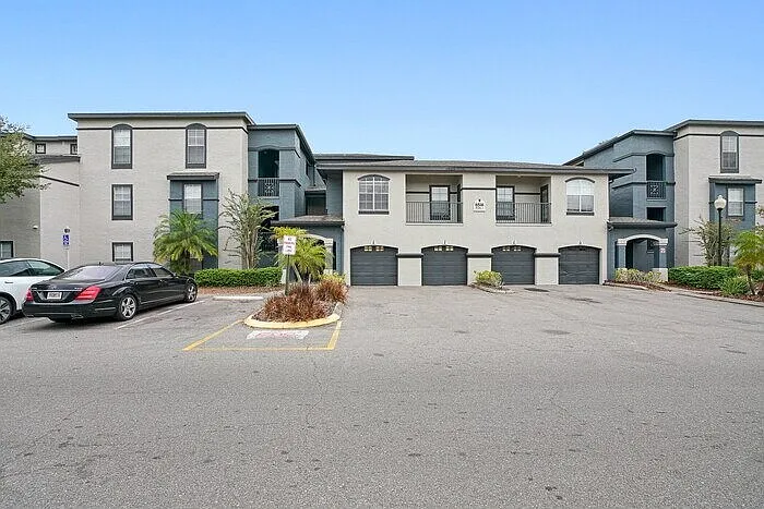 8516 Island Breeze Ln #201