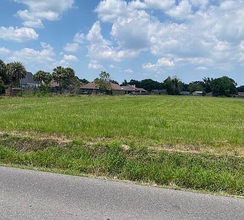 2nd image of 200 W Teljean Rd