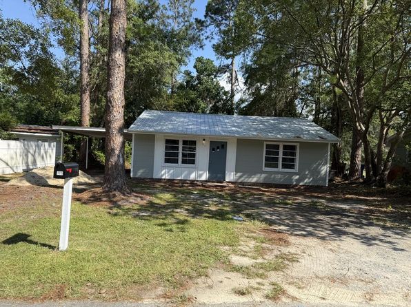 111 Evelyn Ave