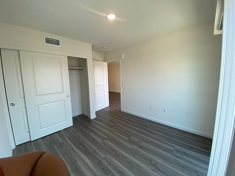 1704 Hornblend St — Photo 25