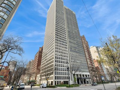 1100 N Lake Shore Dr APT 33A, Chicago, IL, 60611