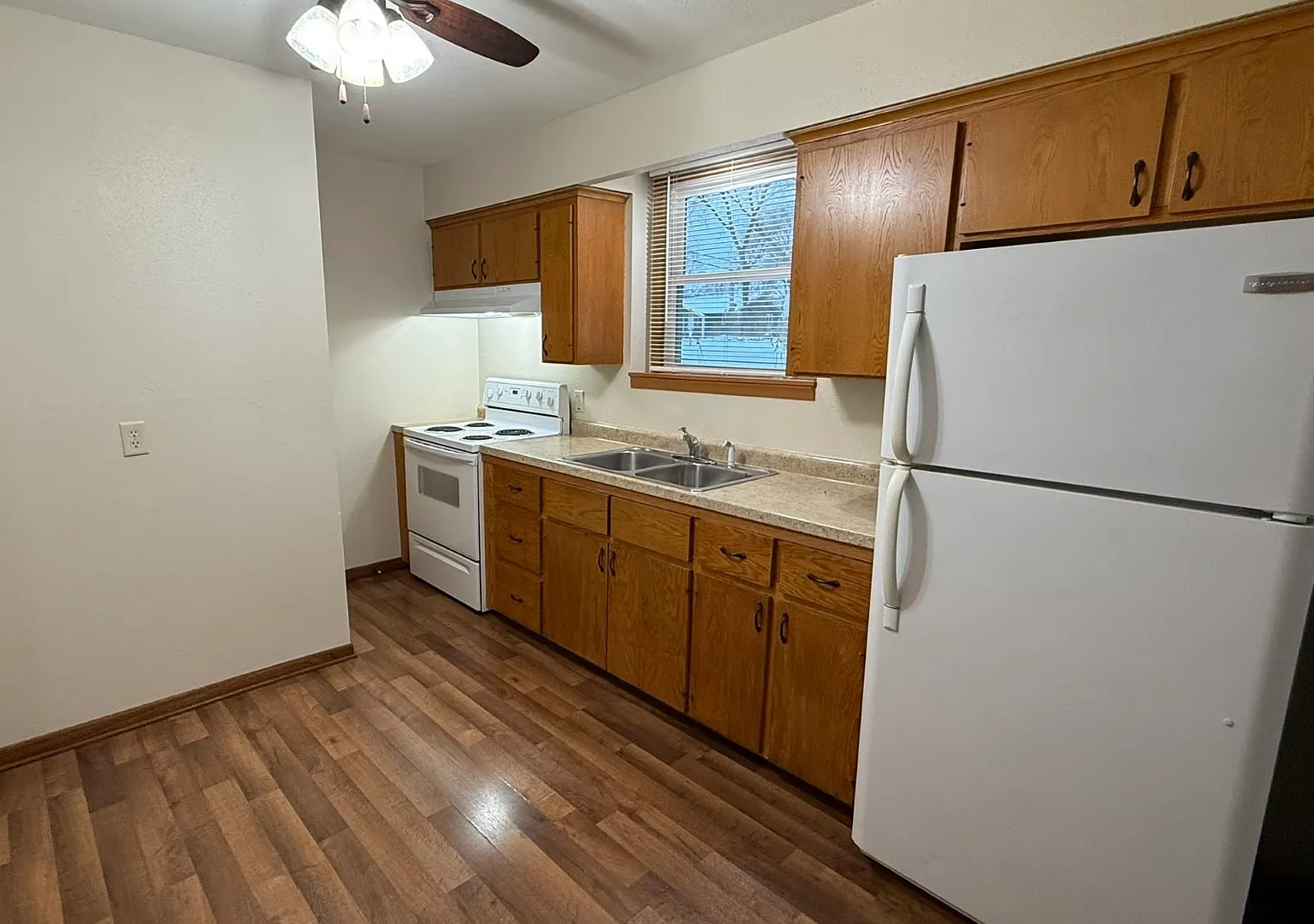 8996 Jackson Ave — Photo 2