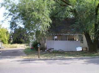 440 N 10th Ave, Cornelius, OR 97113