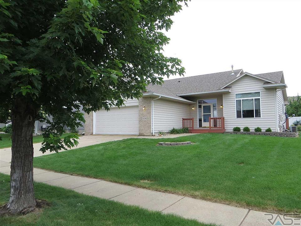 1st image of 5104 S Birchwood Ave