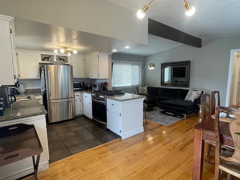 1641 Spreckels Ln — Photo 5