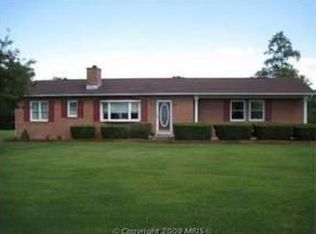 108 Whitfield Cir, Stephens City, VA 22655