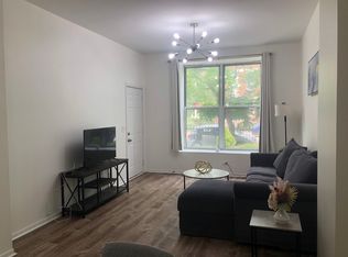 2245 W Erie St #1, Chicago, IL 60612