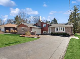 1624 Kay Rd, Wheaton, IL 60187