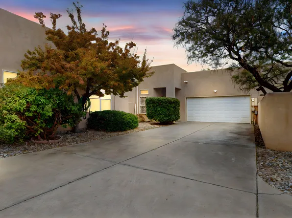 503 Phoenix Ave NW, Albuquerque, NM 87107