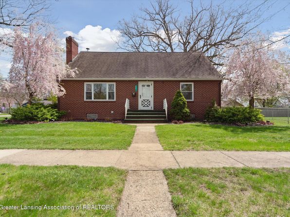 240 Holmes St, Eaton Rapids, MI 48827