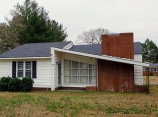 308 E Randolph St, Candor, NC 27229