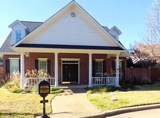 503 Redfearn Ct, Mt Pleasant, TX 75455