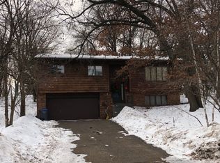 2060 Flanders Rd, North Saint Paul, MN 55109