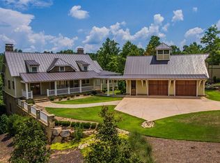 1334 Currahee Club Dr, Toccoa, GA 30577