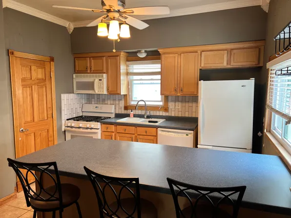 2343 N Cramer St #2343, Milwaukee, WI 53211