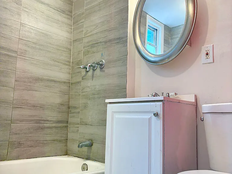 3047 Aramingo Ave — Photo 8