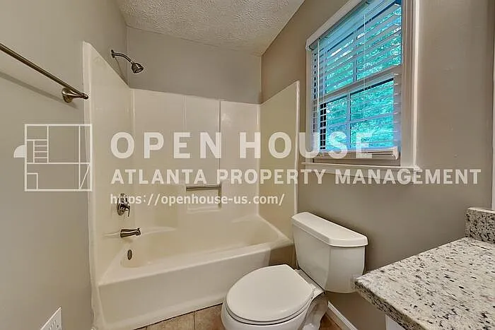 3111 Fife Way — Photo 17