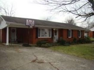 203 Greenview Dr, Lawrenceburg, KY 40342