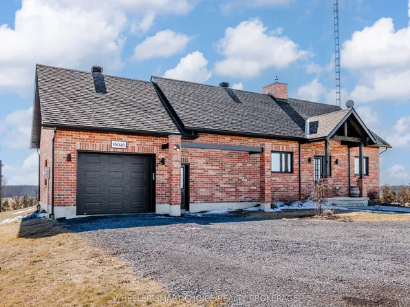 16040 County Road 18 Rd, South Stormont, ON K0C 1R0
