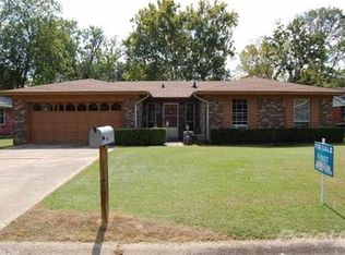 7 Melinda Dr, Little Rock, AR 72209