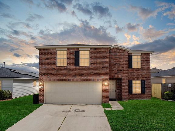 3rd image of 9922 Evans Brook Ln