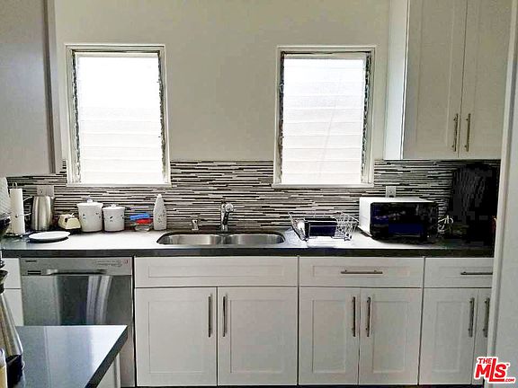 2nd image of 844 S Curson Ave #2