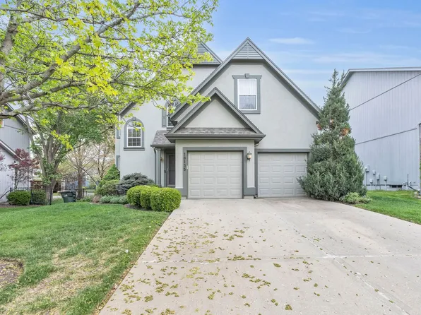 18135 W 159th Ter, Olathe, KS 66062
