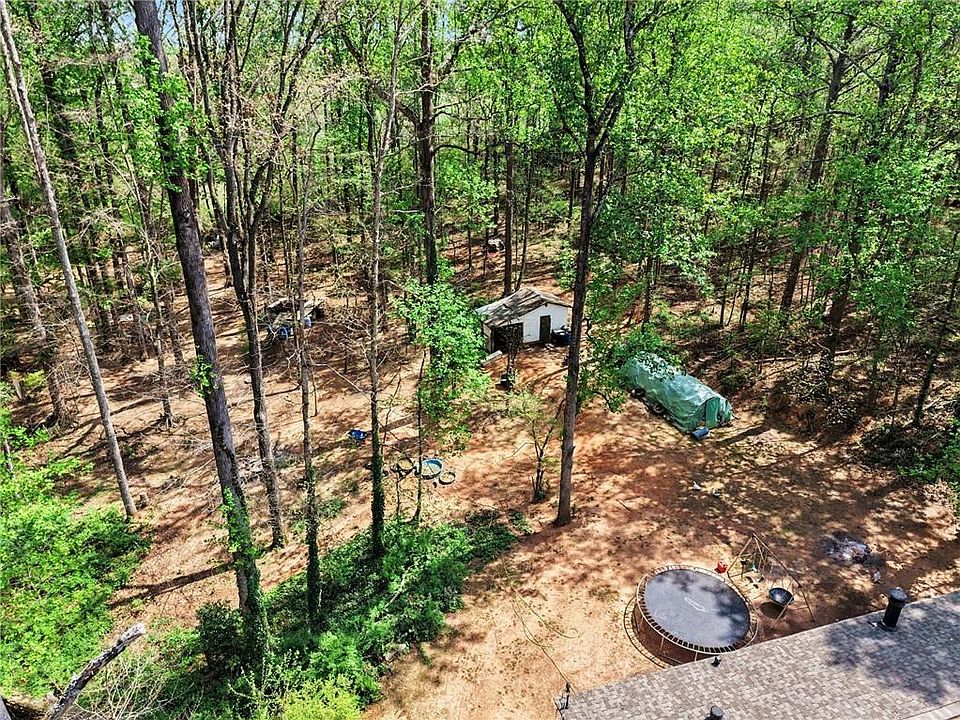 1st image of 90 Birch Ct