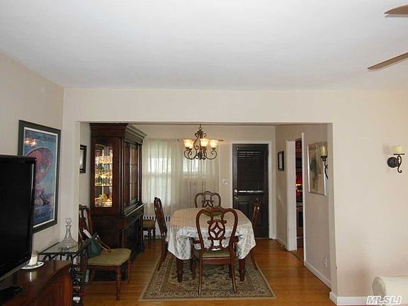3rd image of 143 Traymore Blvd