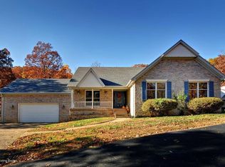 221 Cabin Creek Ct, Brooks, KY 40109